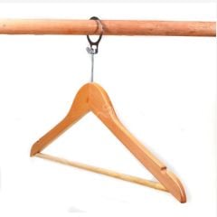 Otel Tipi Elbise Askısı Ahşap Otel Elbise Askısı Vernikli Metal Halkalı 43 cm