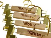 Bebek Ahşap Askı Seti Naturel Renk Gold Lama Kancalı Lazer Kazıma Logolu